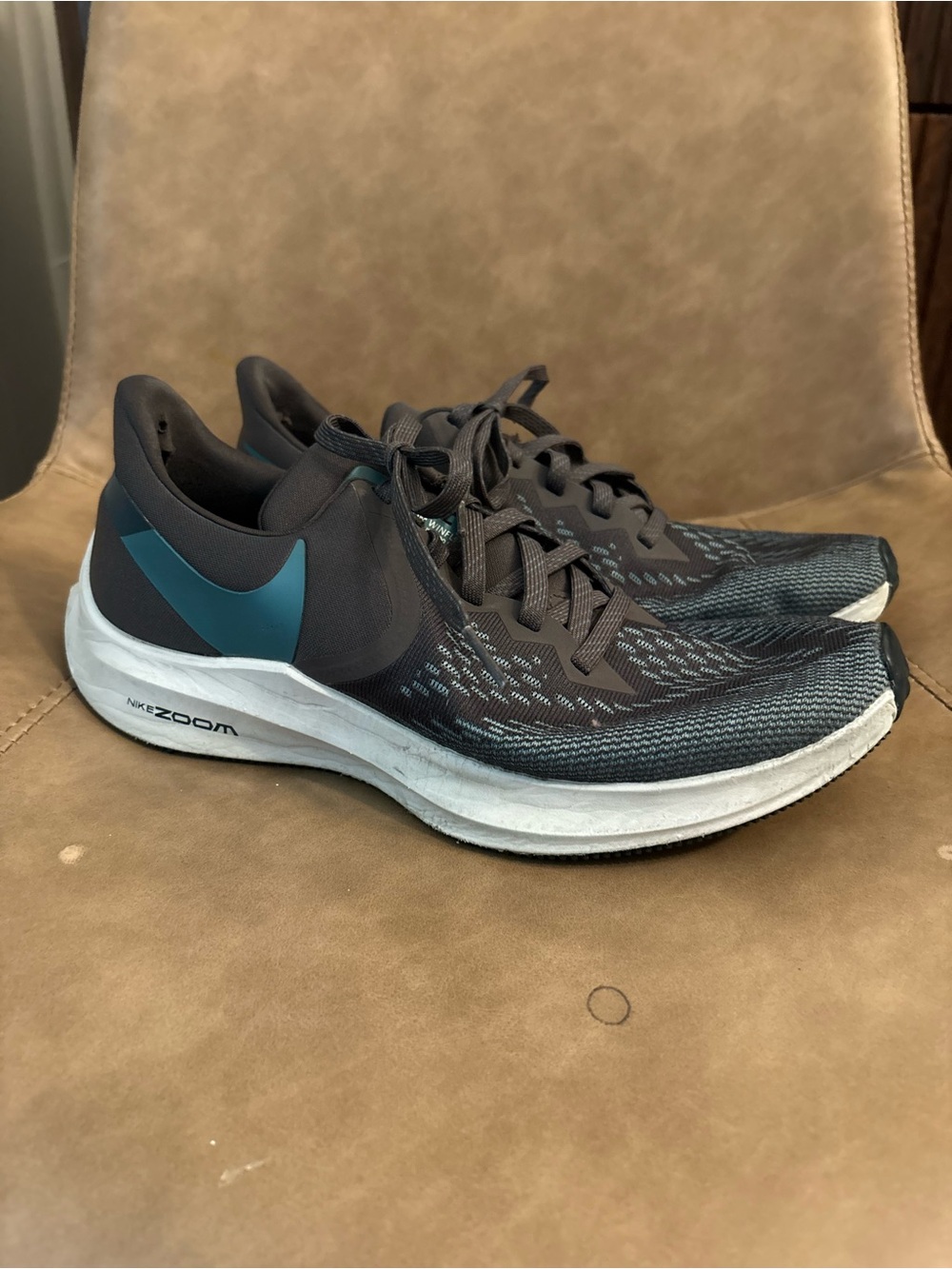 Nike zoom gray blue teal running athletic shoes sneaker size 9.5